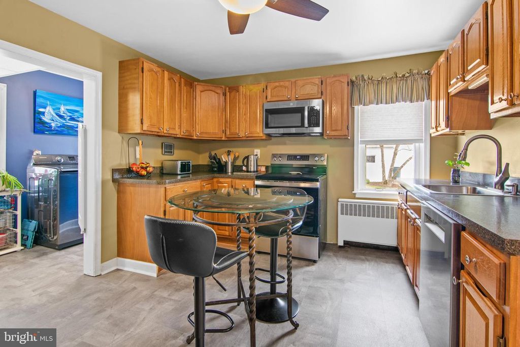 Image 11 of property listing at 109 EDMUND ST, Aberdeen, MD 21001