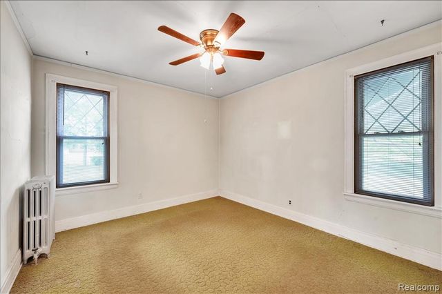 17321 E 11 Mile Road, Roseville, MI 48066