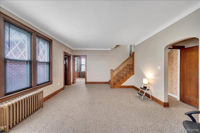 17321 E 11 Mile Road, Roseville, MI 48066