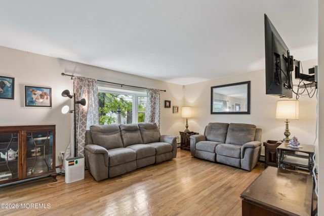 533 Sydney Avenue, Union Beach, NJ 07735