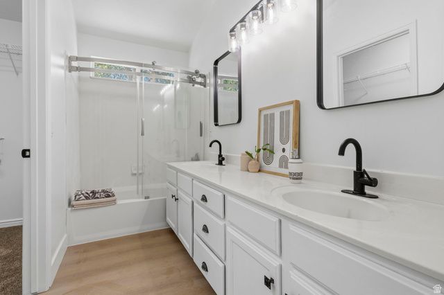 8434 S WINDMILL DR, West Jordan, UT 84081