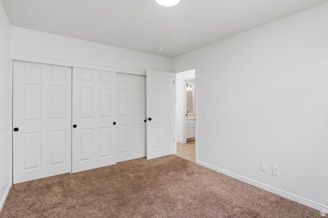8434 S WINDMILL DR, West Jordan, UT 84081
