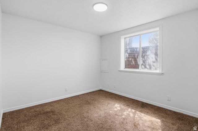 8434 S WINDMILL DR, West Jordan, UT 84081