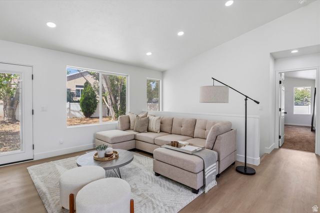 8434 S WINDMILL DR, West Jordan, UT 84081