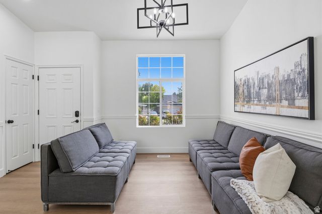 8434 S WINDMILL DR, West Jordan, UT 84081