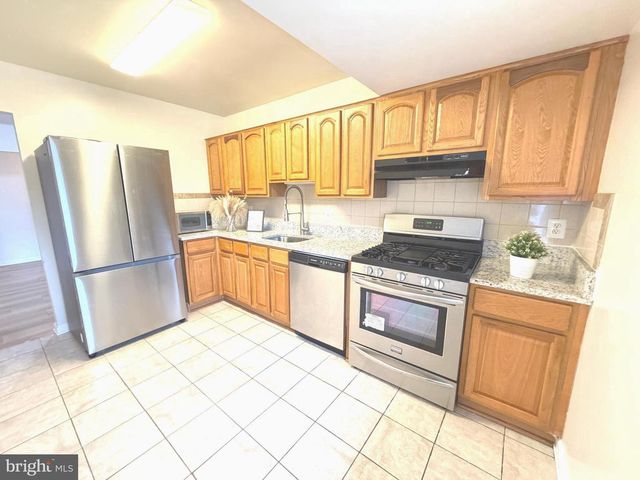 19425 BRASSIE PL, Gaithersburg, MD 20879