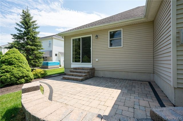 16 Garnet Drive, Cheektowaga, NY 14227