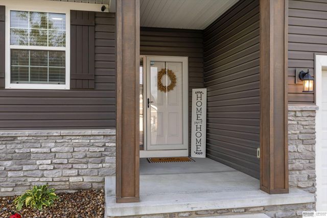 8108 N 173rd Street, Bennington, NE 68007