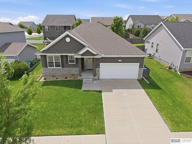 8108 N 173rd Street, Bennington, NE 68007