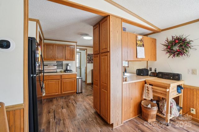 204 Cranbrook Circle, Hendersonville, NC 28792