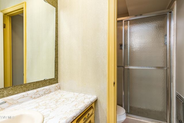 1801 Manor Court, B, Kingsport, TN 37660