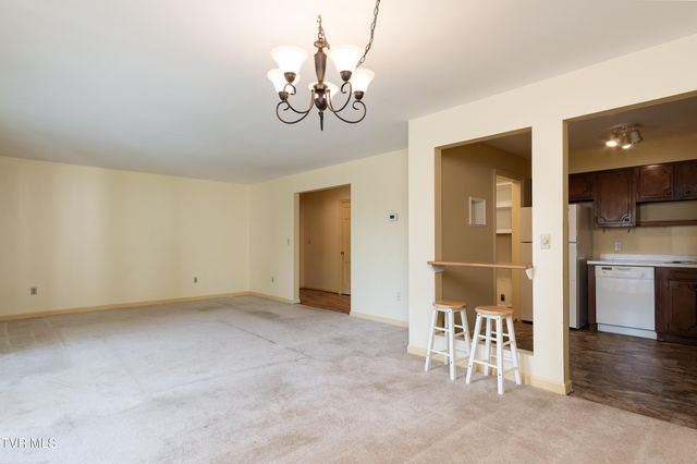 1801 Manor Court, B, Kingsport, TN 37660