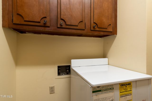 1801 Manor Court, B, Kingsport, TN 37660