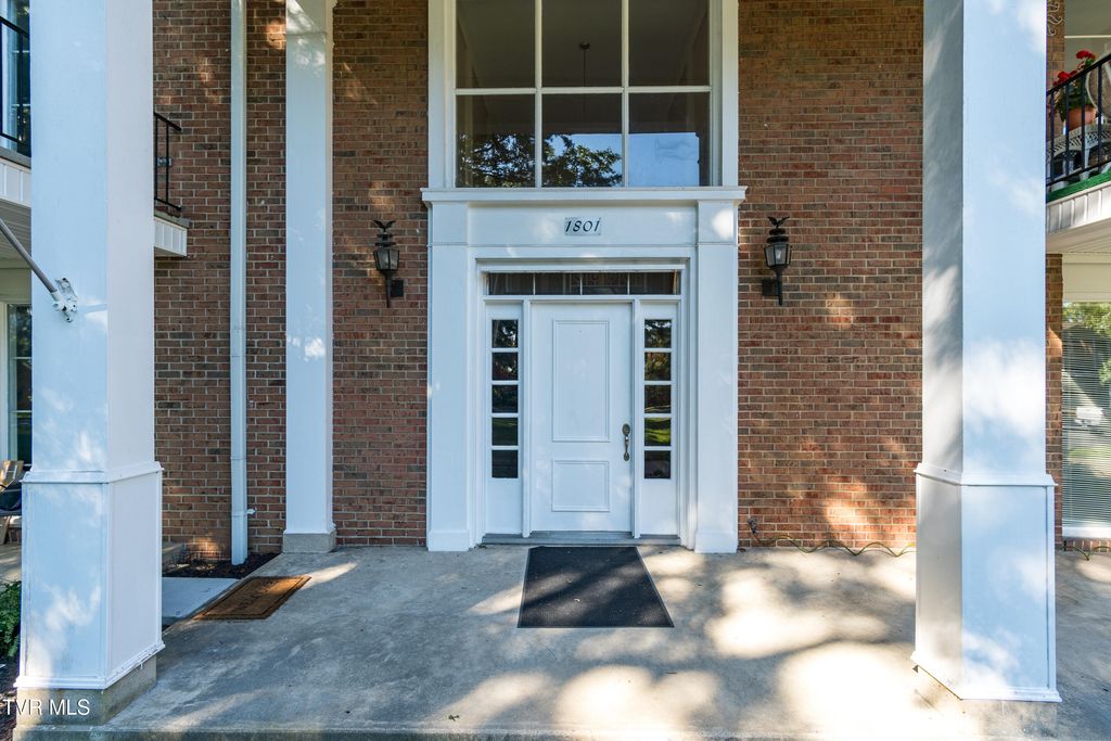 1801 Manor Court, B, Kingsport, TN 37660