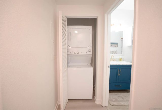1501 Front St 329, San Diego, CA 92101