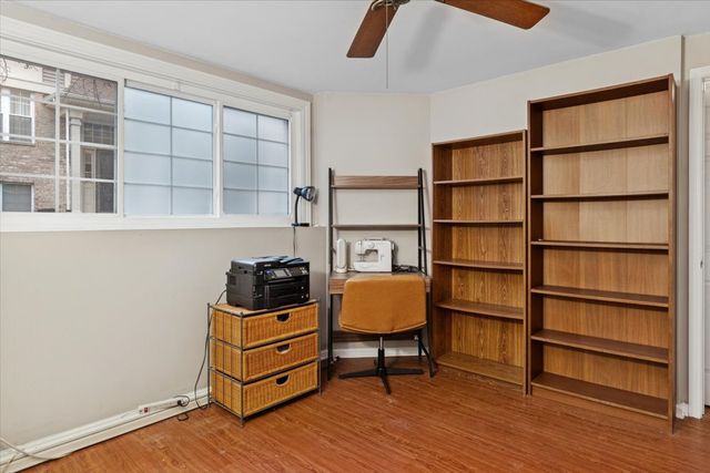 2667 Woodmere Drive, Darien, IL 60561