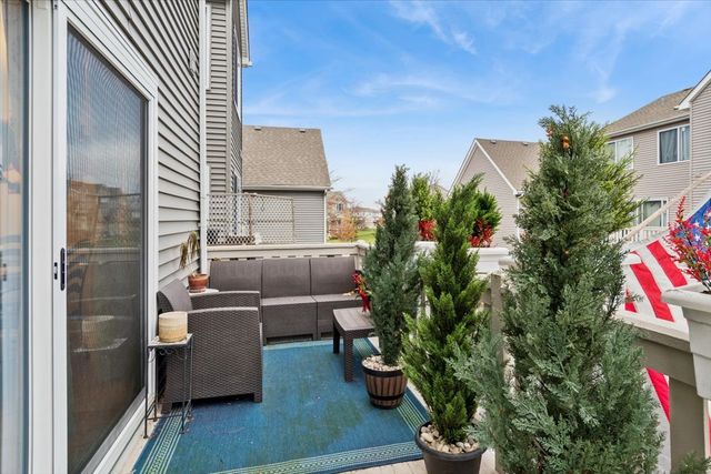 2667 Woodmere Drive, Darien, IL 60561