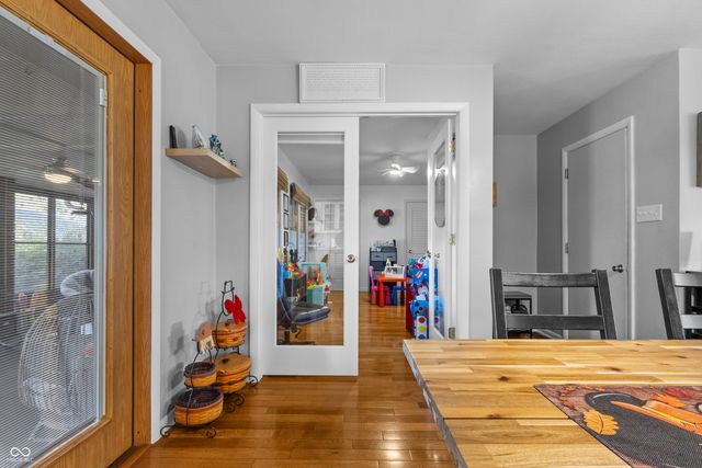 1504 McClure Road, Columbus, IN 47201