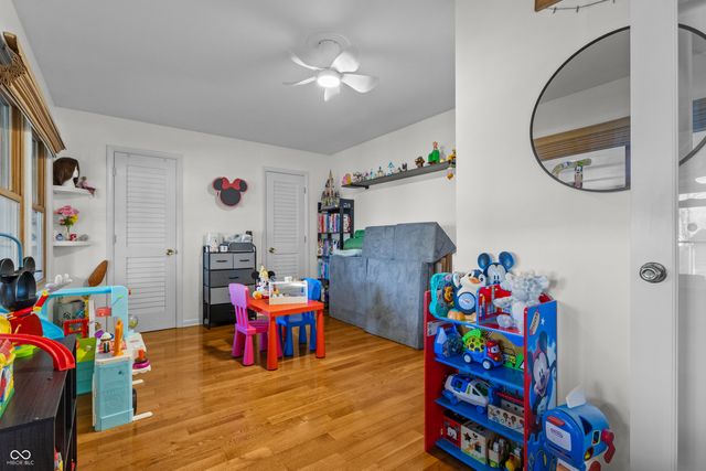 1504 McClure Road, Columbus, IN 47201