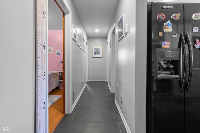 1504 McClure Road, Columbus, IN 47201