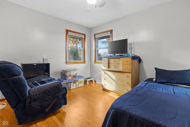 1504 McClure Road, Columbus, IN 47201