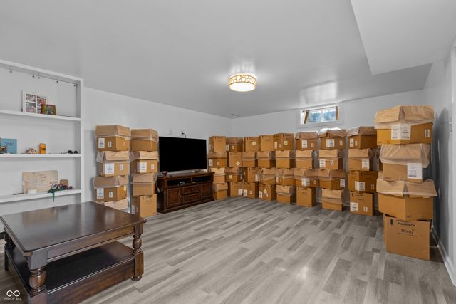 1504 McClure Road, Columbus, IN 47201