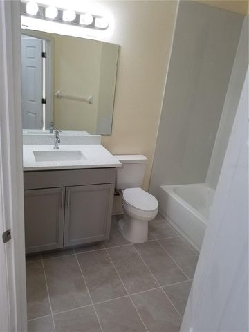 6022 PORTSDALE PLACE 202, Riverview, FL 33578