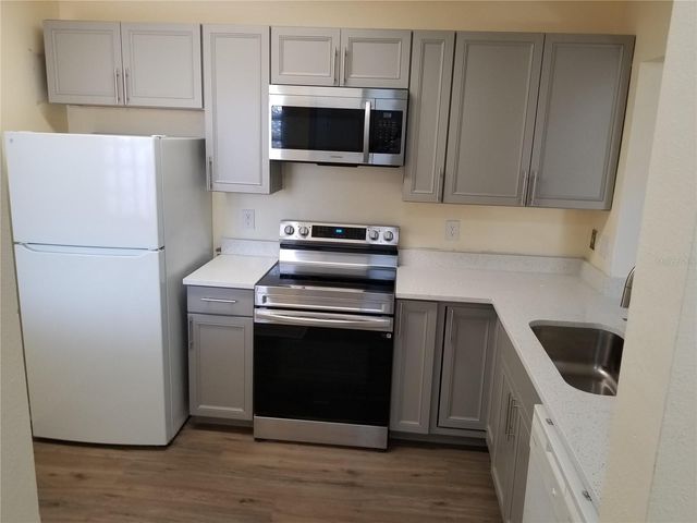 6022 PORTSDALE PLACE 202, Riverview, FL 33578