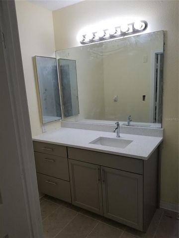 6022 PORTSDALE PLACE 202, Riverview, FL 33578