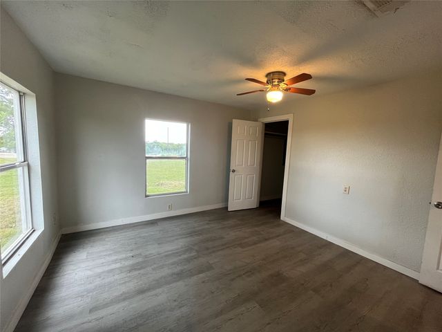 824 Nob Hill Road, Quinlan, TX 75474