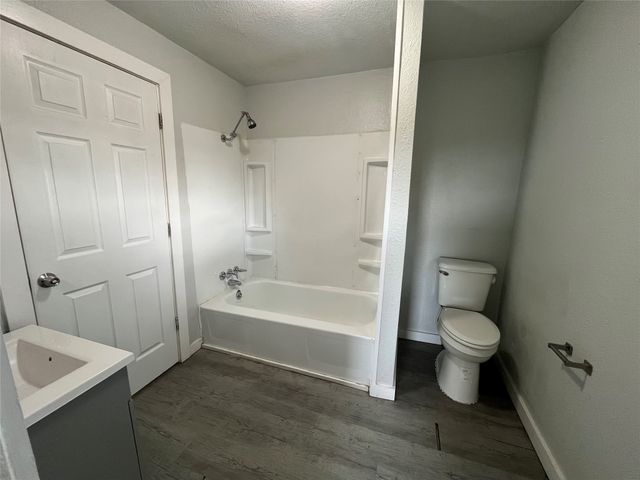 824 Nob Hill Road, Quinlan, TX 75474