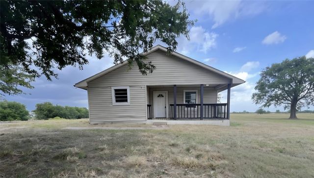 824 Nob Hill Road, Quinlan, TX 75474