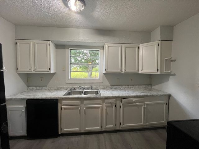824 Nob Hill Road, Quinlan, TX 75474