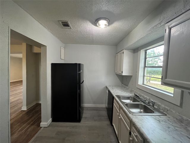 824 Nob Hill Road, Quinlan, TX 75474