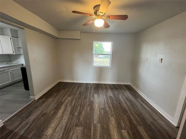 824 Nob Hill Road, Quinlan, TX 75474