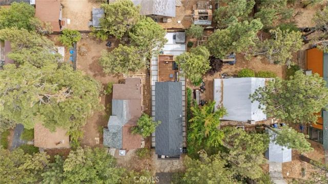 547 Holmes, Sugarloaf, CA 92386