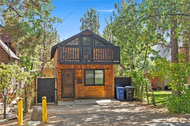 547 Holmes, Sugarloaf, CA 92386