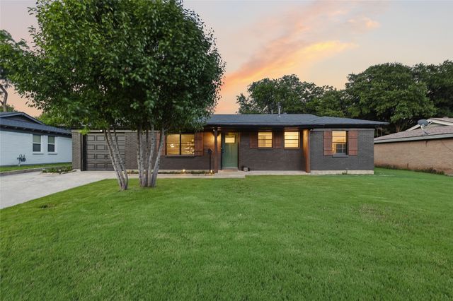 3732 Layton Avenue, Haltom City, TX 76117
