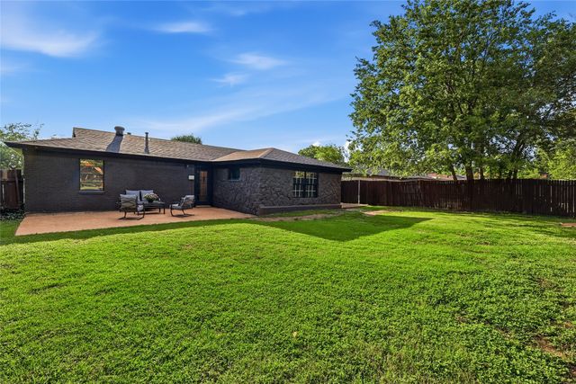 3732 Layton Avenue, Haltom City, TX 76117