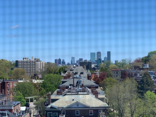 1731 Beacon 1213, Brookline, MA 02445