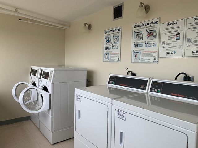 1731 Beacon 1213, Brookline, MA 02445