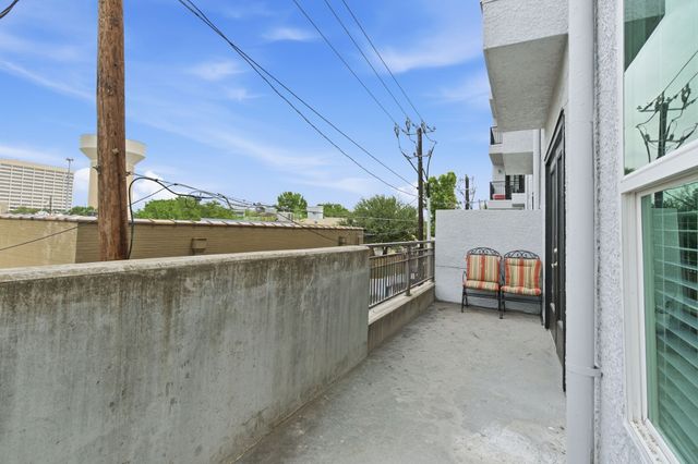 5609 Smu Boulevard 205, Dallas, TX 75206