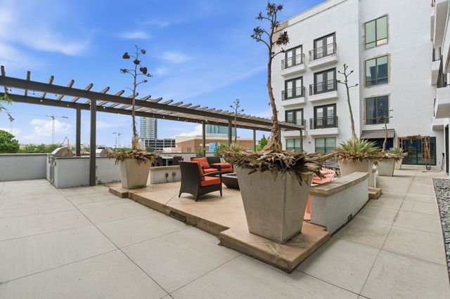 5609 Smu Boulevard 205, Dallas, TX 75206