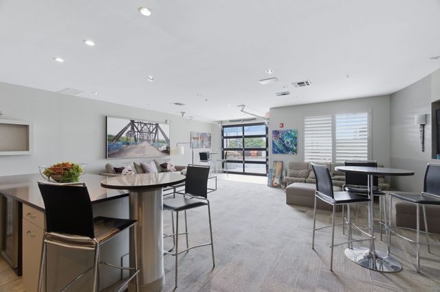 5609 Smu Boulevard 205, Dallas, TX 75206