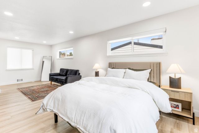 1856 E BROOKHILL DR, Cottonwood Heights, UT 84121