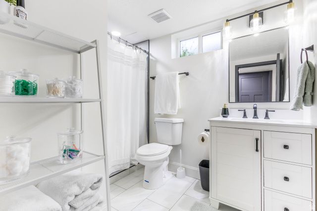 1856 E BROOKHILL DR, Cottonwood Heights, UT 84121