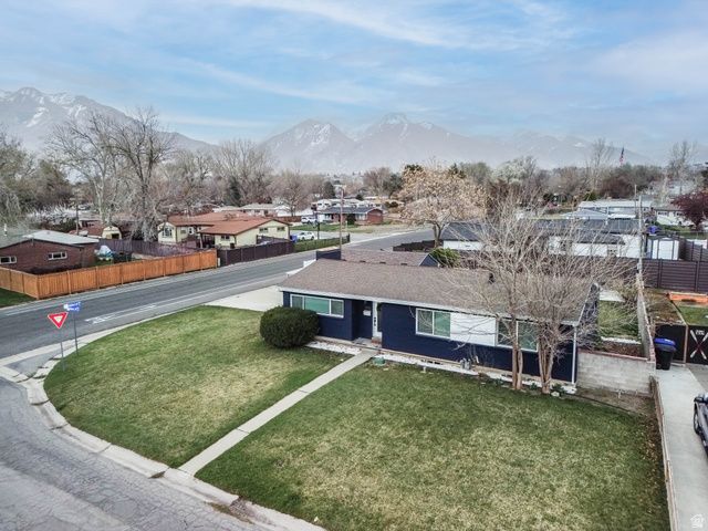 1856 E BROOKHILL DR, Cottonwood Heights, UT 84121