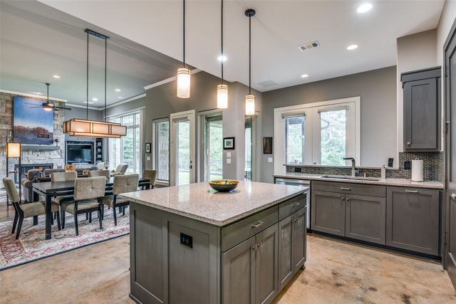 1322 Private Road 7891, Mineola, TX 78612