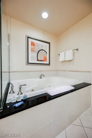 125 East HARMON Avenue 3309, Las Vegas, NV 89109