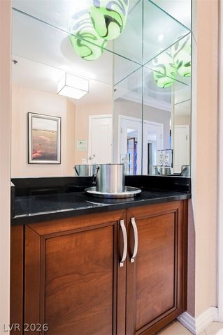 125 East HARMON Avenue 3309, Las Vegas, NV 89109